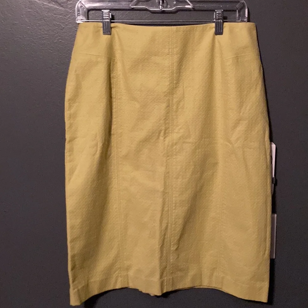NWOT 2 Piece Skirt Set by Essentials G. - Picture 4 of 5